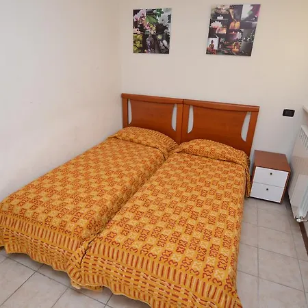 Comomeer Apartman